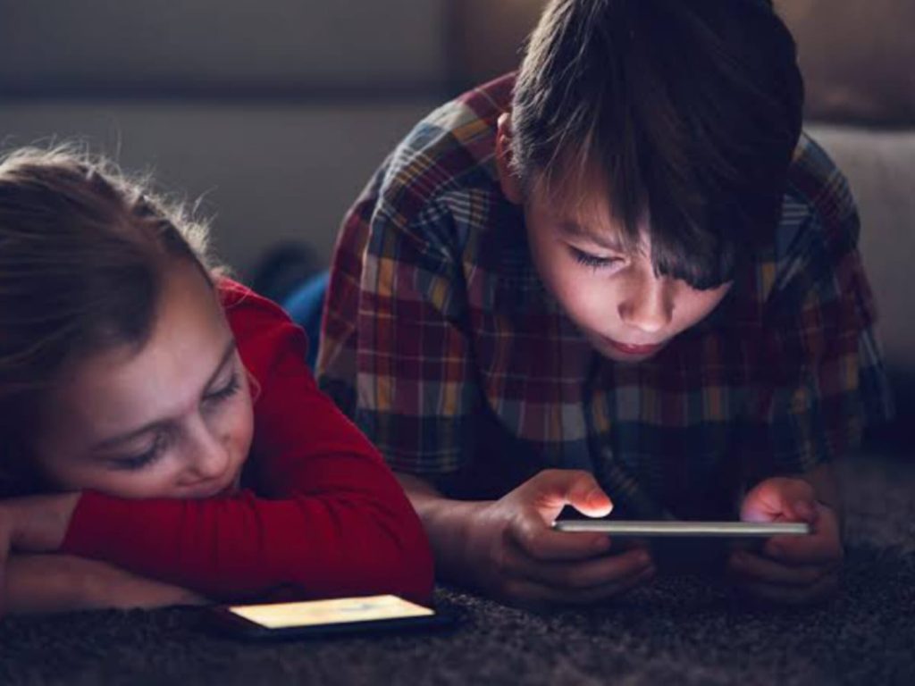 INAU Río Negro advierte sobre nuevas amenazas digitales hacia niños y adolescentes