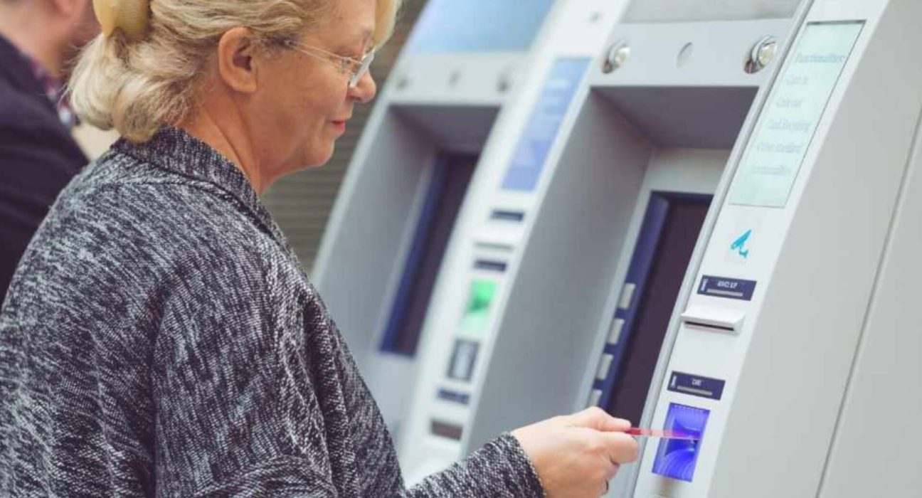 Jubilaciones mínimas tendrán un aumento del 2.5%