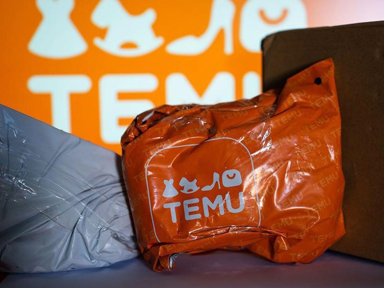 El Partido Colorado apunta contra el Impuesto TEMU