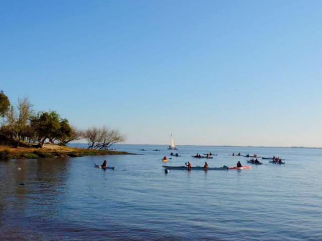 La Intendencia de Río Negro dio información sobre la temporada de verano en el Departamento