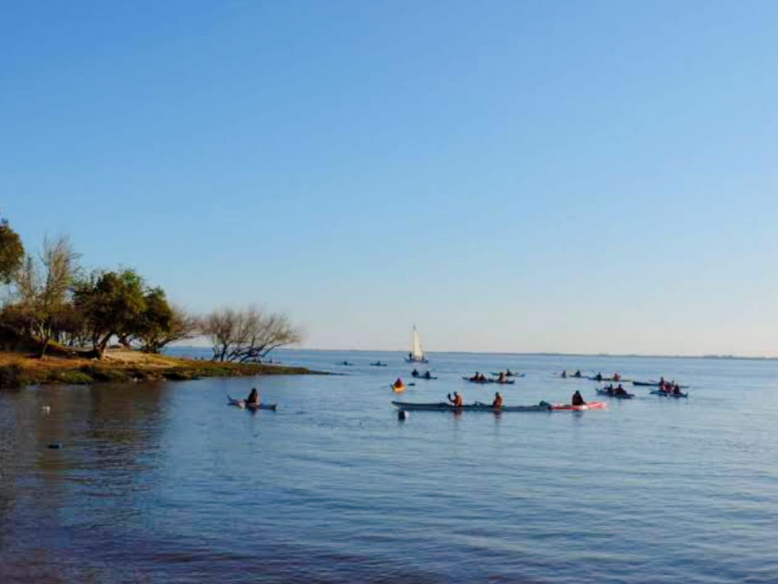La Intendencia de Río Negro dio información sobre la temporada de verano en el Departamento