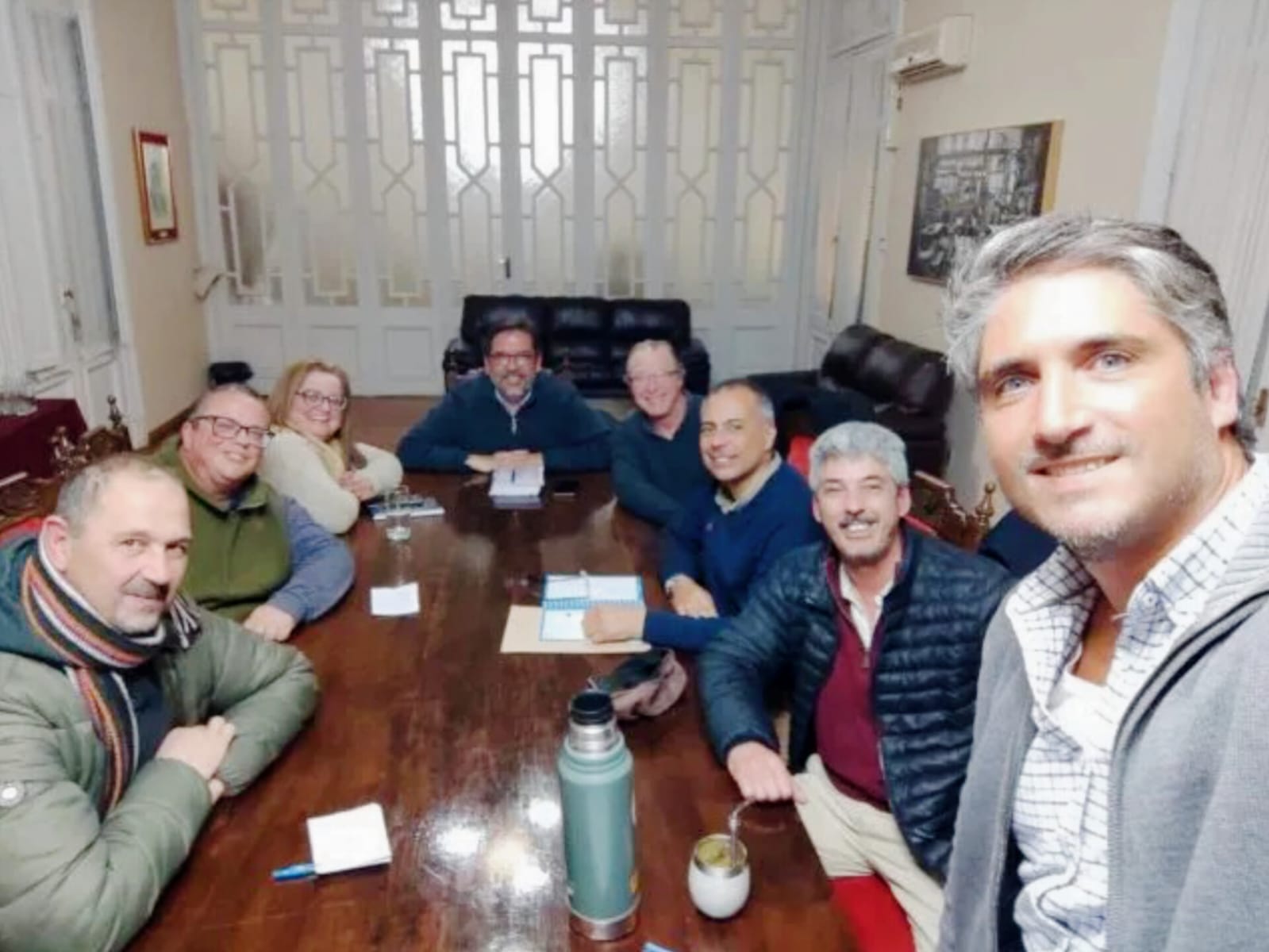 El Partido Colorado se reúne con el Ejecutivo Departamental por el Presupuesto